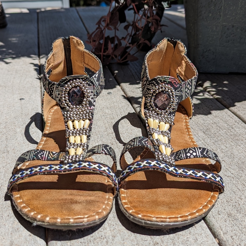 Boho Beaded Sandals - Picture 3 of 9